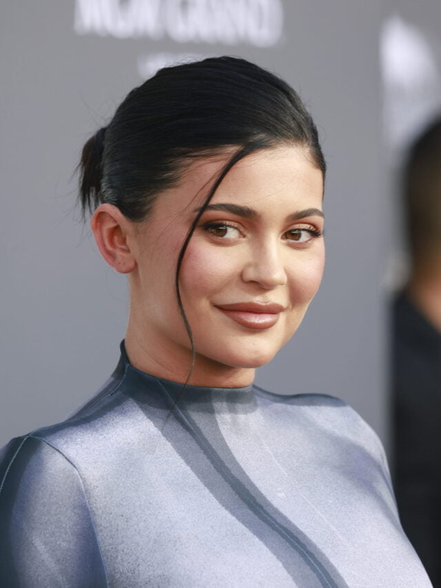 Kylie Jenner new photos at her Instagram.